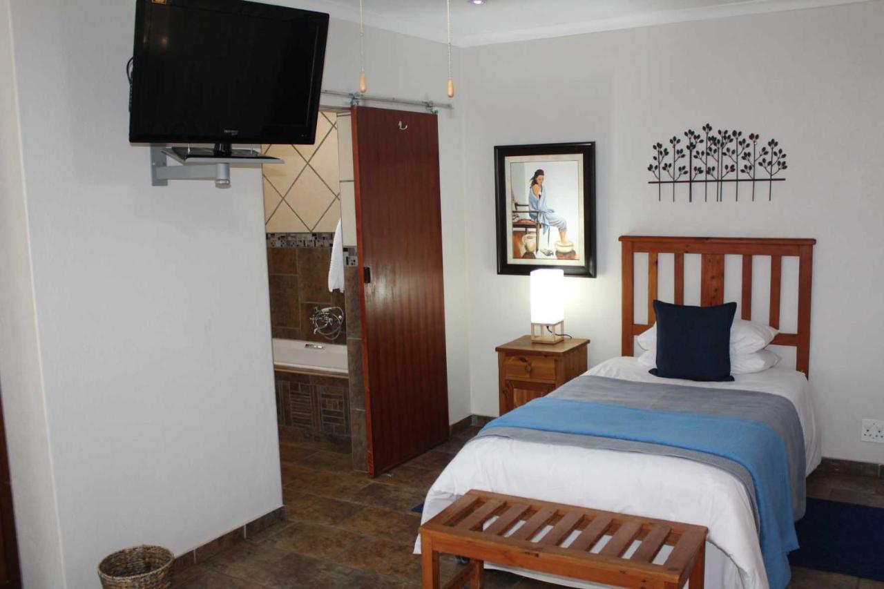 Ngwenya Boutique Hotel Lephalale Exterior photo
