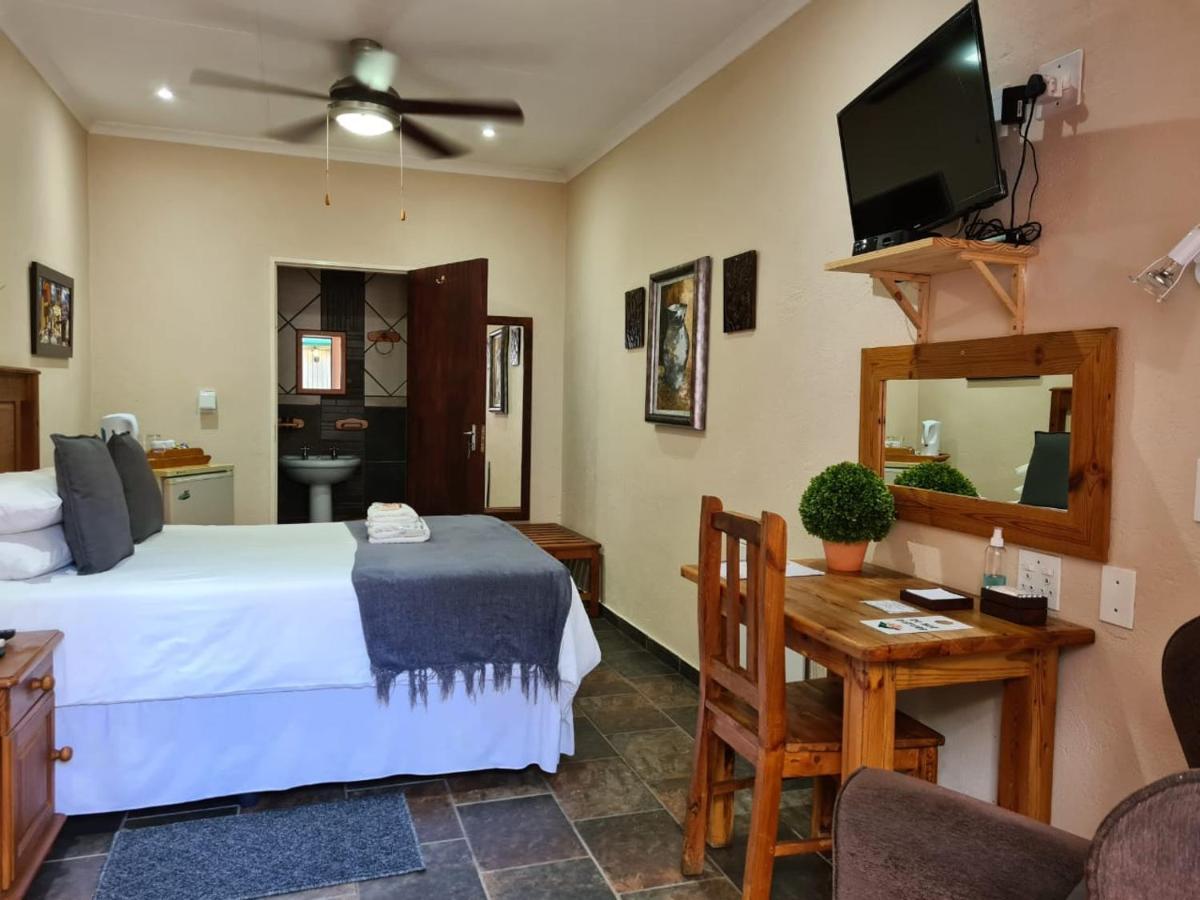 Ngwenya Boutique Hotel Lephalale Exterior photo